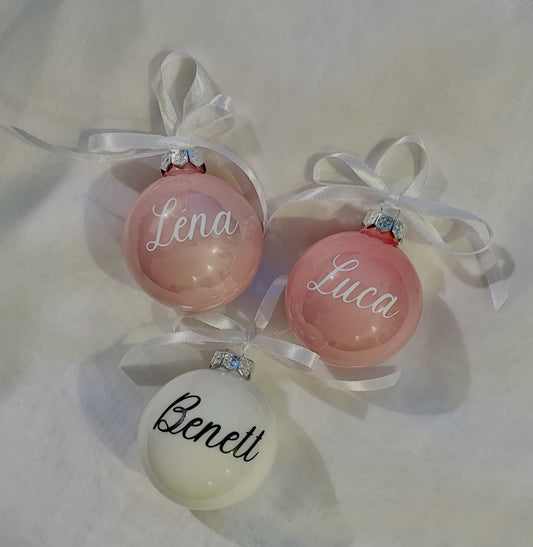 Feliratos üveggömbök